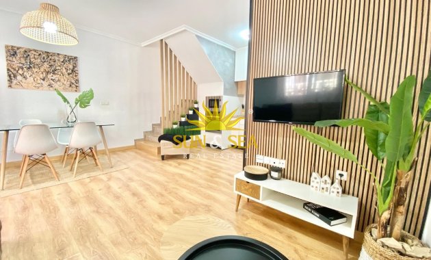 Resale - Villa - Orihuela Costa - Playa Flamenca