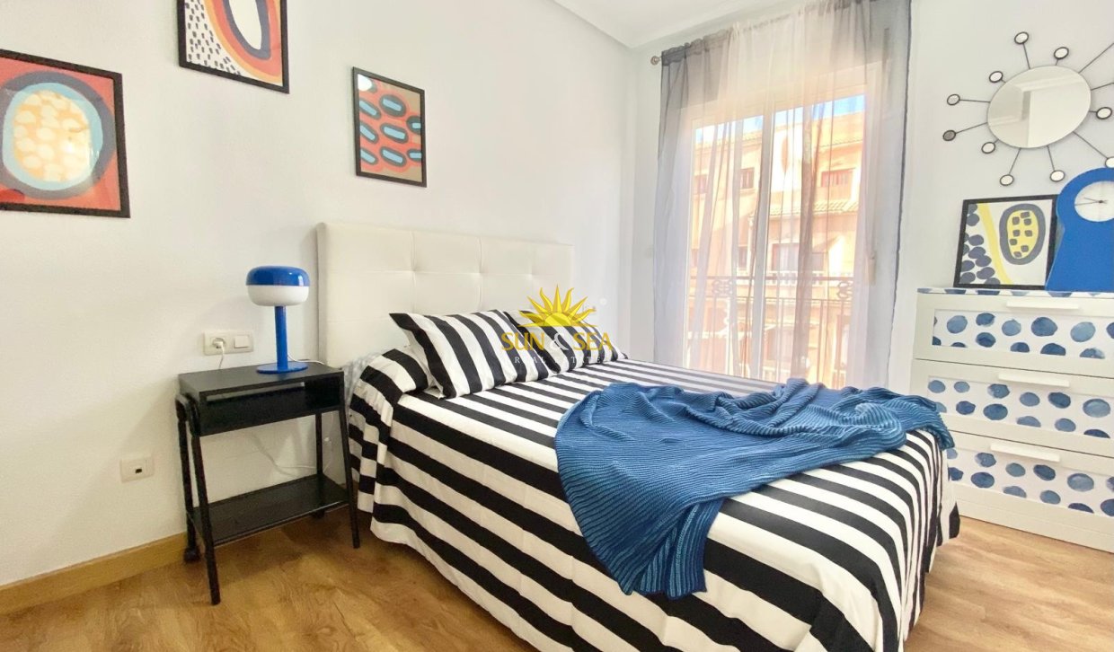 Resale - Villa - Orihuela Costa - Playa Flamenca