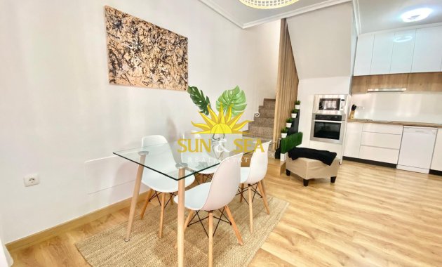 Resale - Villa - Orihuela Costa - Playa Flamenca