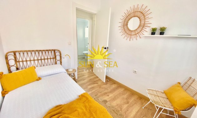 Resale - Villa - Orihuela Costa - Playa Flamenca