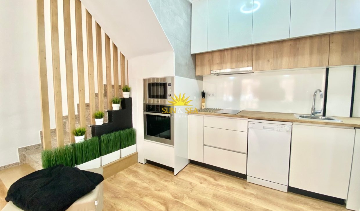 Resale - Villa - Orihuela Costa - Playa Flamenca