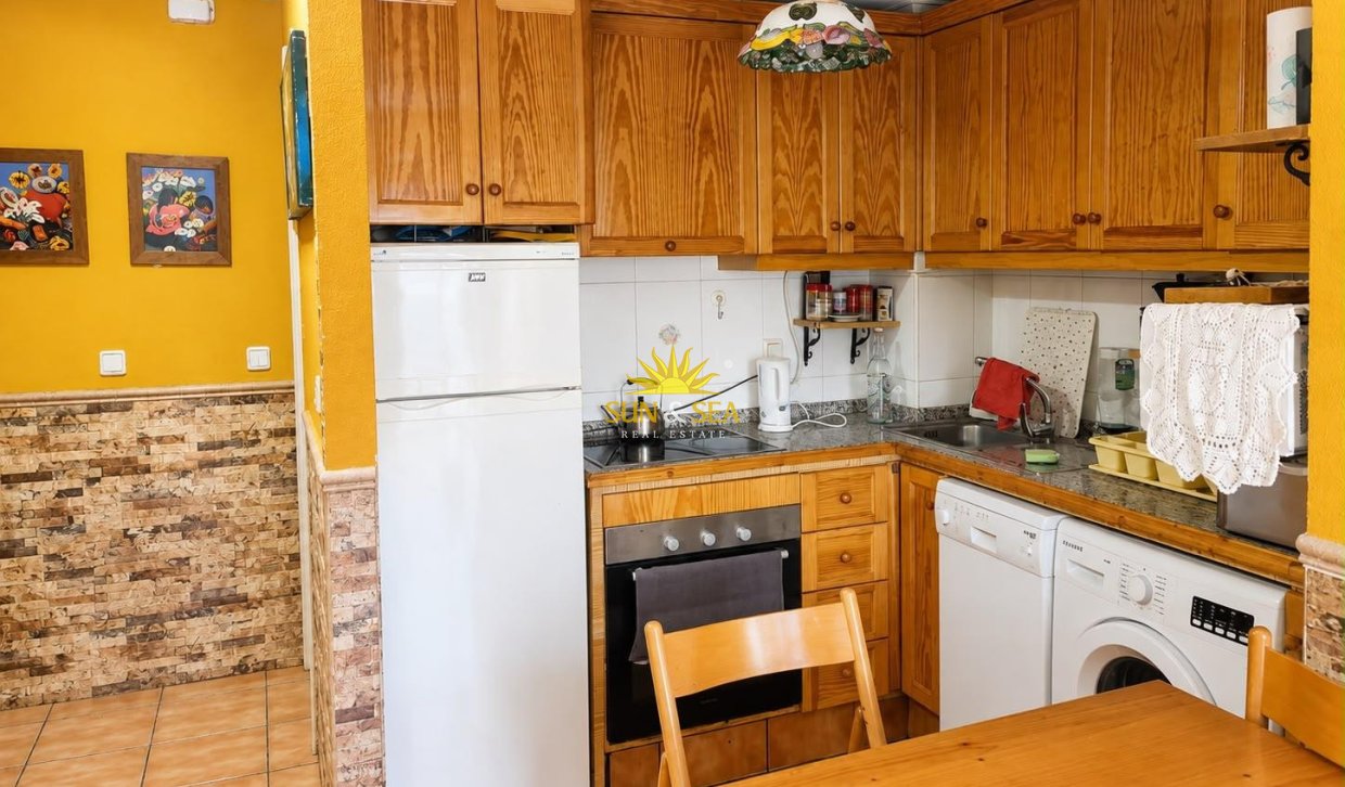 Resale - Apartment - Torrevieja - Acequion