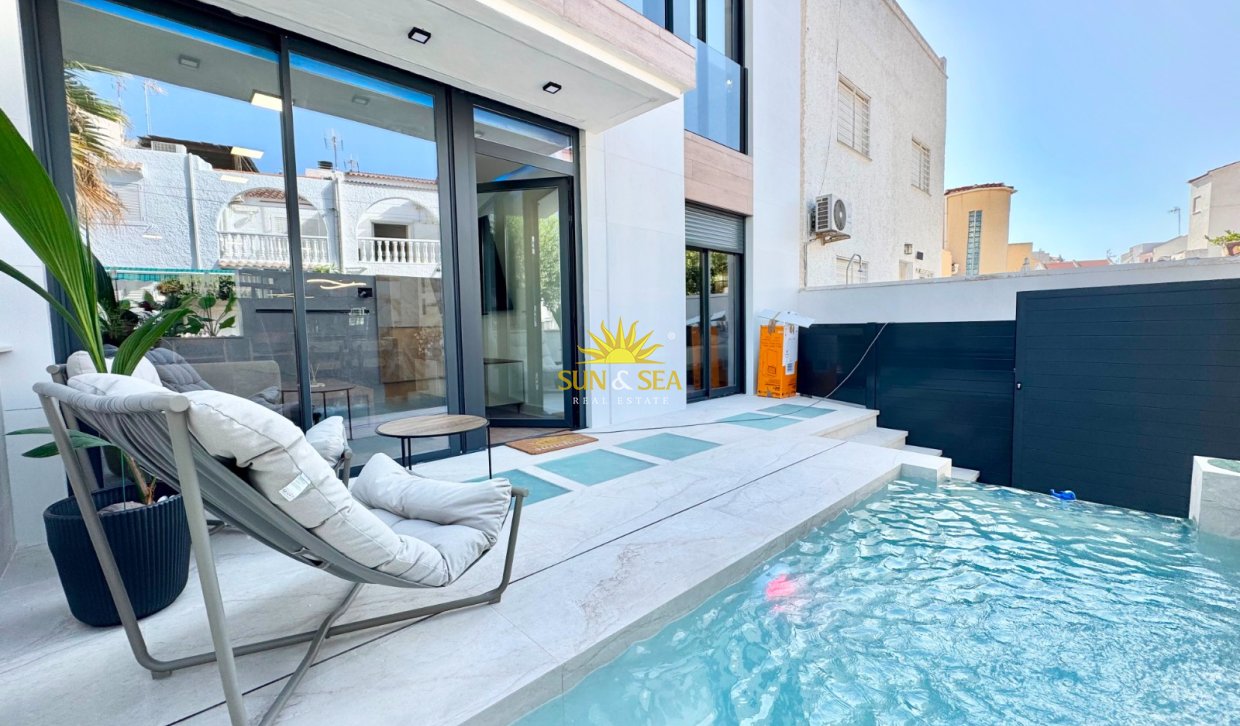 Long Term Rental - Duplex - Torrevieja - Centro