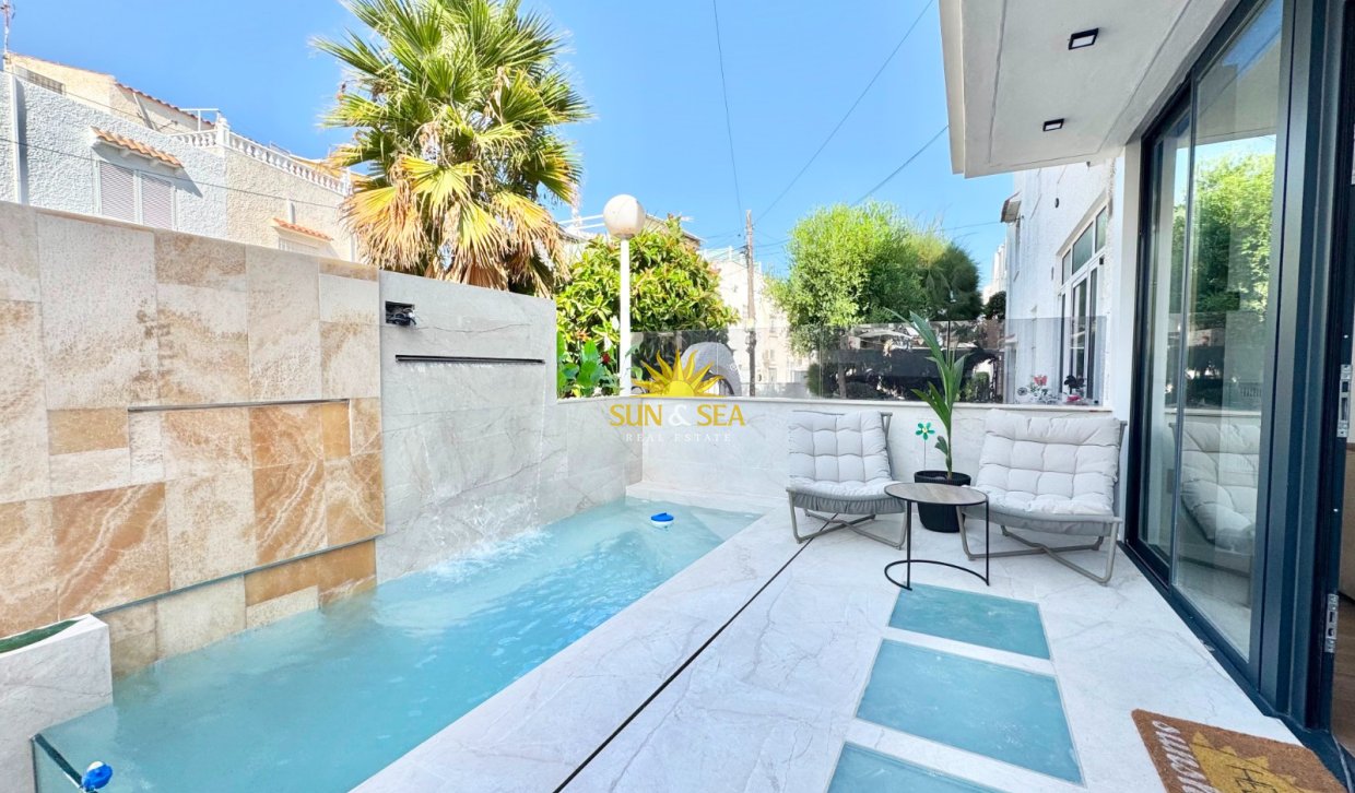 Long Term Rental - Duplex - Torrevieja - Centro