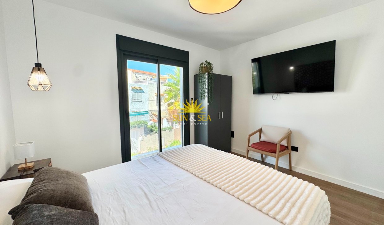 Long Term Rental - Duplex - Torrevieja - Centro