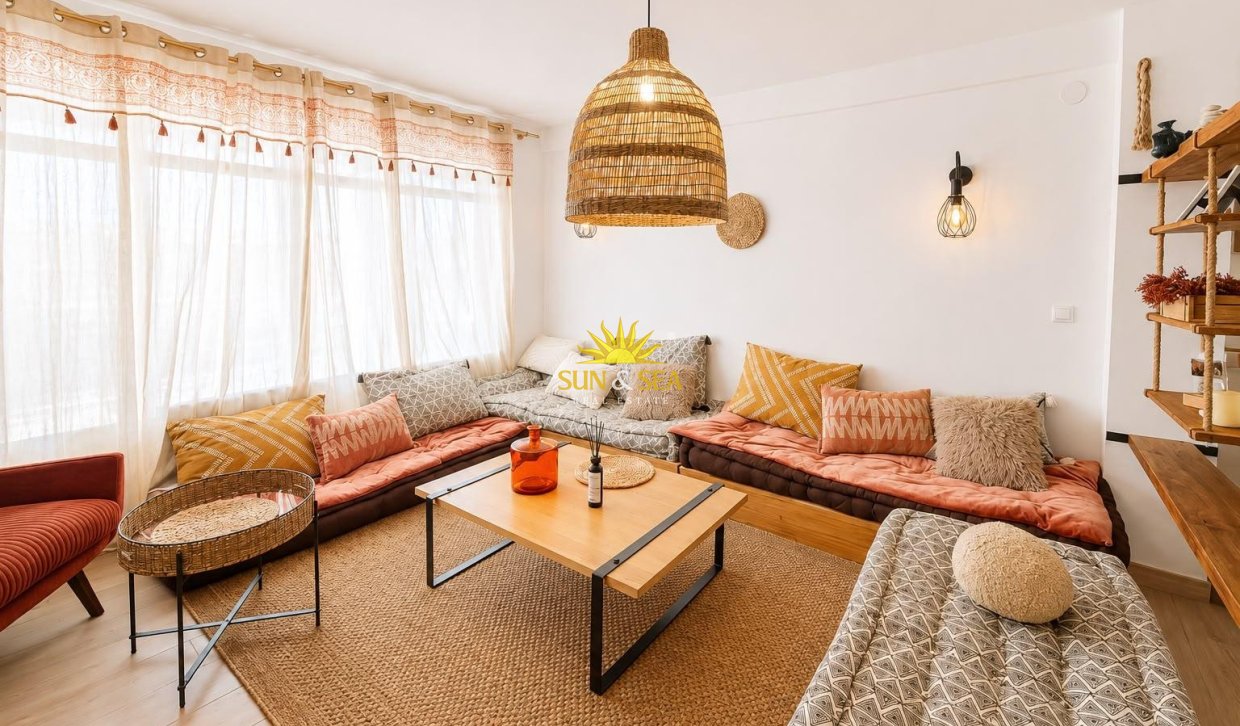 Resale - Apartment - Alicante - Vistahermosa
