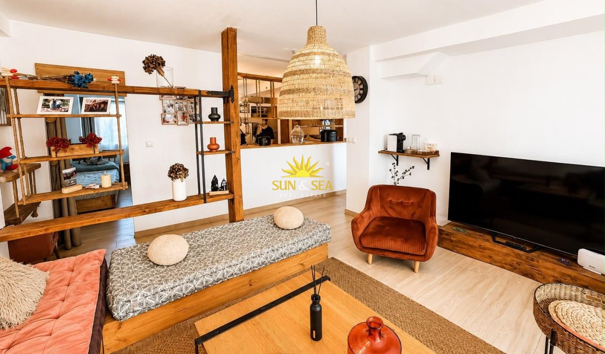 Resale - Apartment - Alicante - Vistahermosa