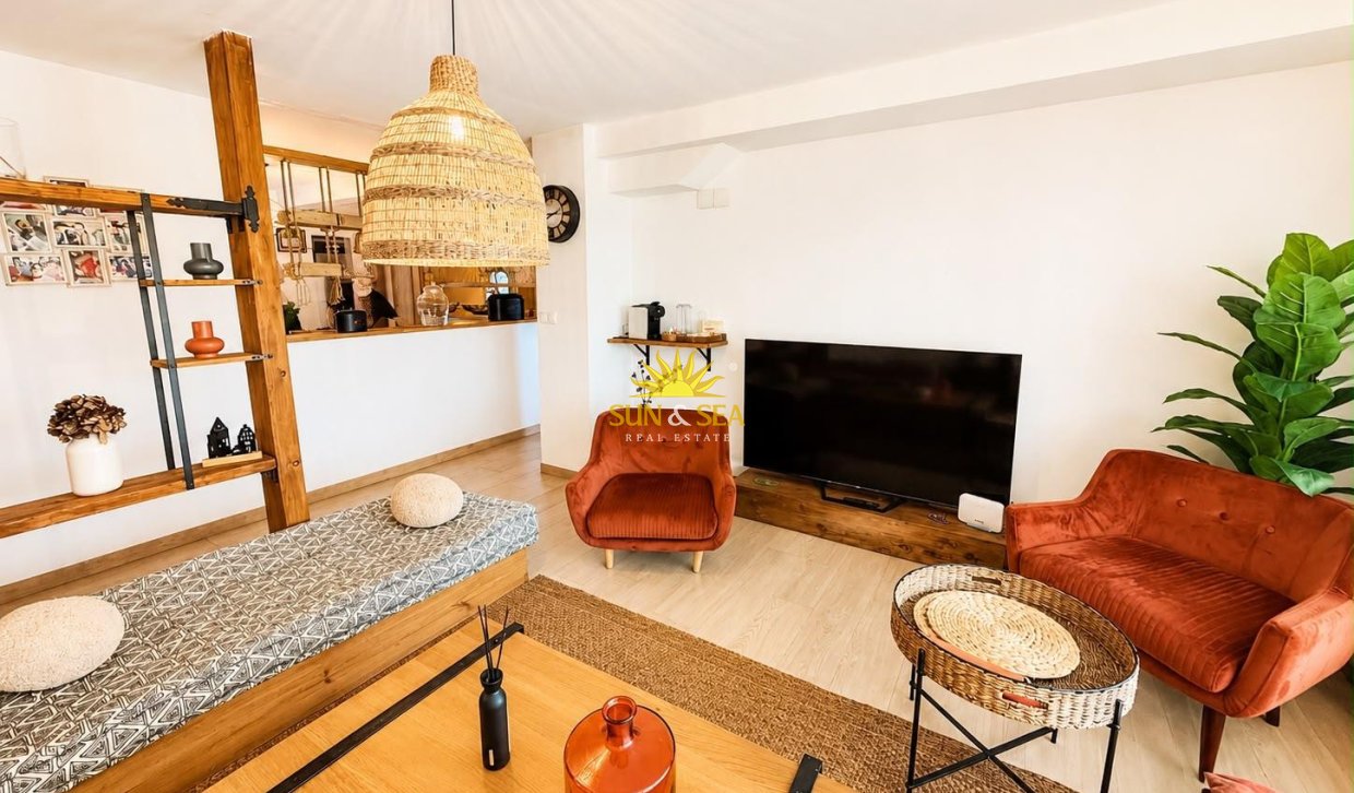 Resale - Apartment - Alicante - Vistahermosa
