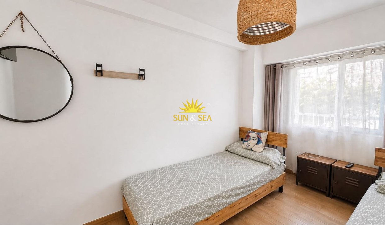 Resale - Apartment - Alicante - Vistahermosa