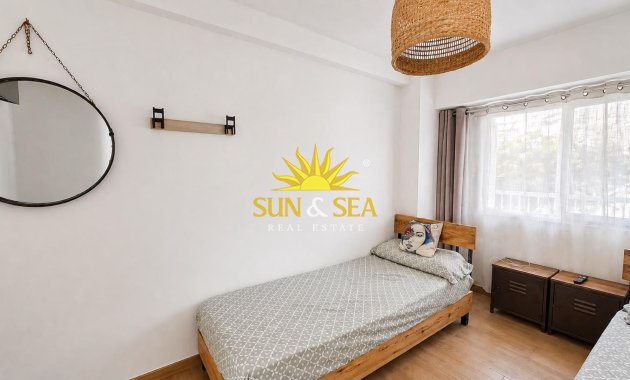 Resale - Apartment - Alicante - Vistahermosa