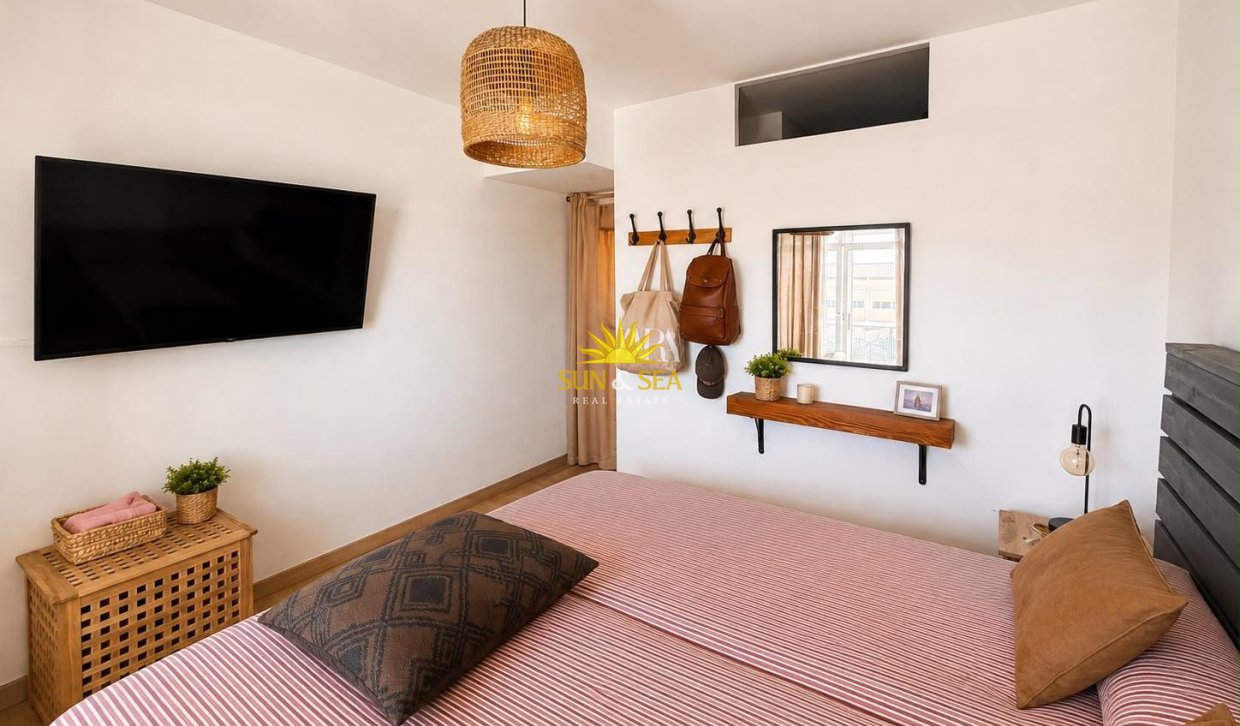 Resale - Apartment - Alicante - Vistahermosa
