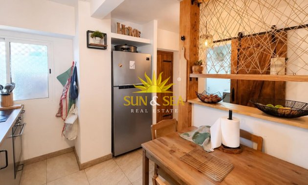 Resale - Apartment - Alicante - Vistahermosa