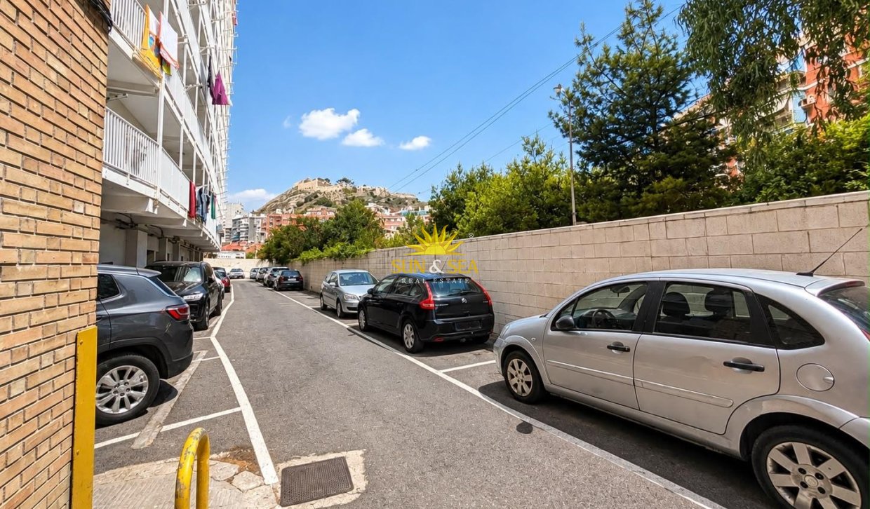 Resale - Apartment - Alicante - Vistahermosa
