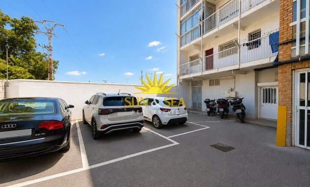 Resale - Apartment - Alicante - Vistahermosa