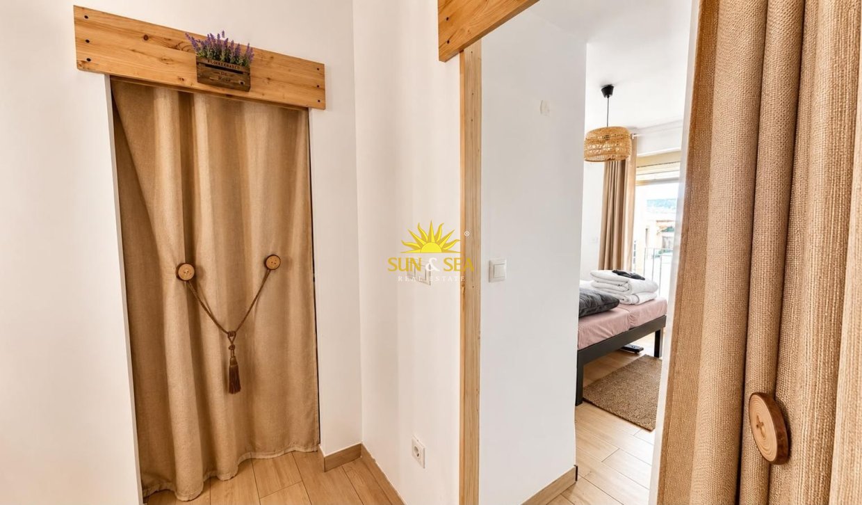 Resale - Apartment - Alicante - Vistahermosa