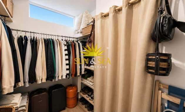Resale - Apartment - Alicante - Vistahermosa