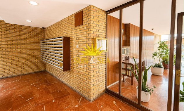 Resale - Apartment - Alicante - Vistahermosa