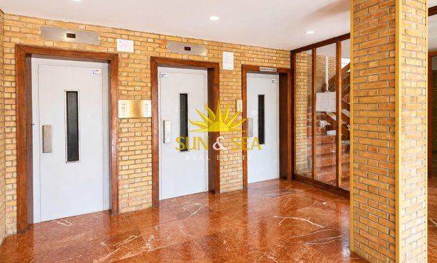 Resale - Apartment - Alicante - Vistahermosa