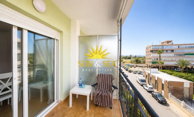 Resale - Apartment - Torrevieja - torrevieja