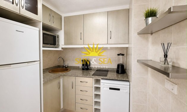 Resale - Apartment - Torrevieja - torrevieja