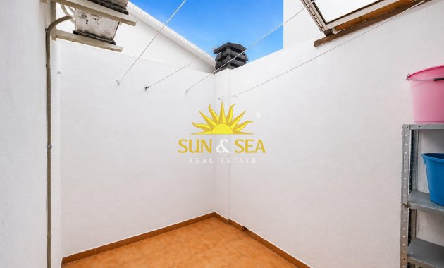 Resale - Apartment - Torrevieja - torrevieja