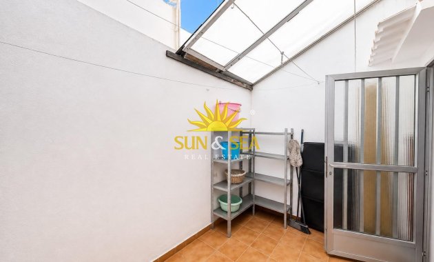 Resale - Apartment - Torrevieja - torrevieja