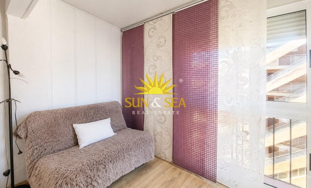 Resale - Apartment - Torrevieja - torrevieja