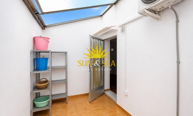 Resale - Apartment - Torrevieja - torrevieja