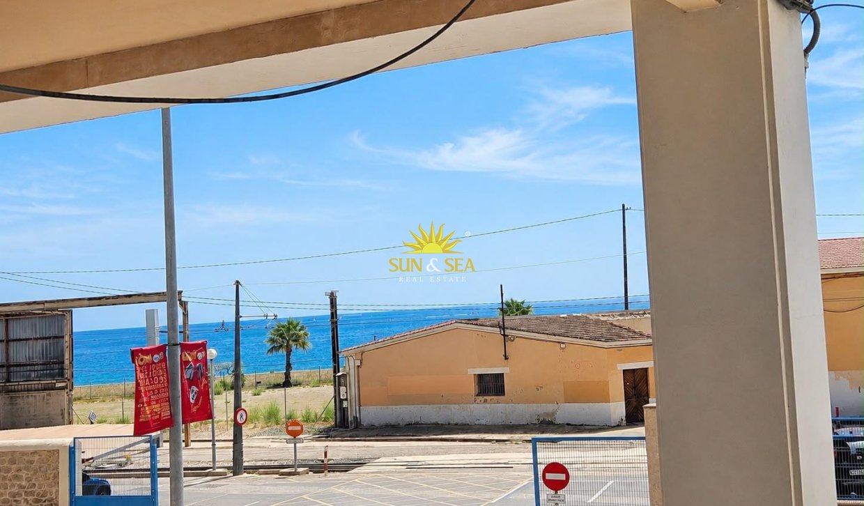 Resale - Apartment - Alicante - Vistahermosa