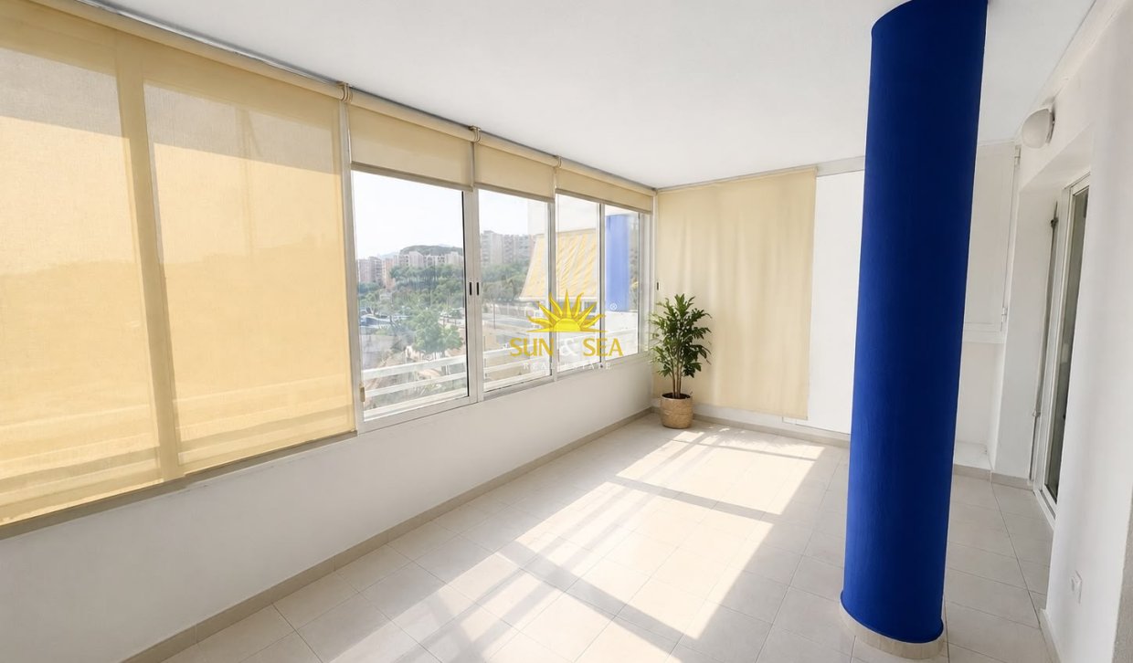 Alquiler a largo plazo - Apartamento - Villajoyosa