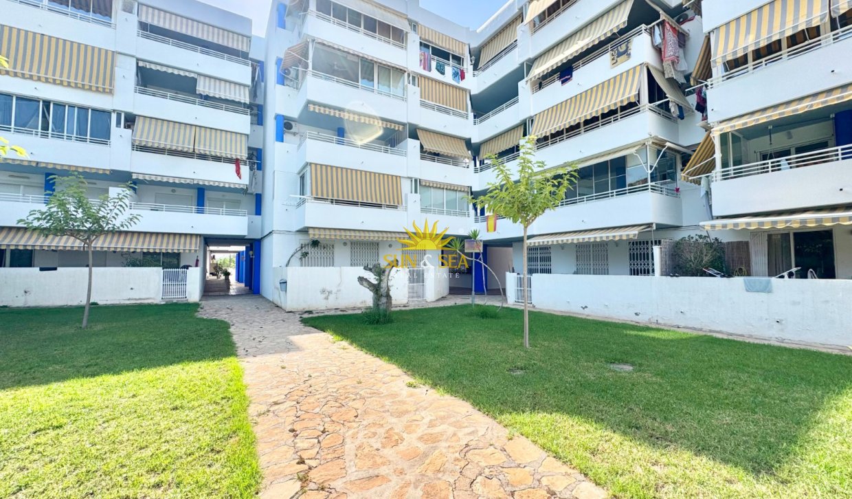 Alquiler a largo plazo - Apartamento - Villajoyosa