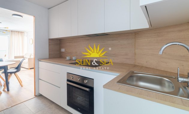 Resale - Apartment - Torrevieja - La Mata pueblo