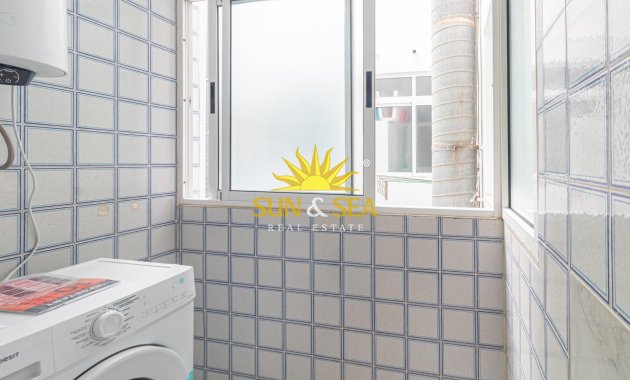 Resale - Apartment - Torrevieja - La Mata pueblo