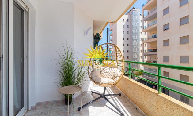 Resale - Apartment - Torrevieja - La Mata pueblo
