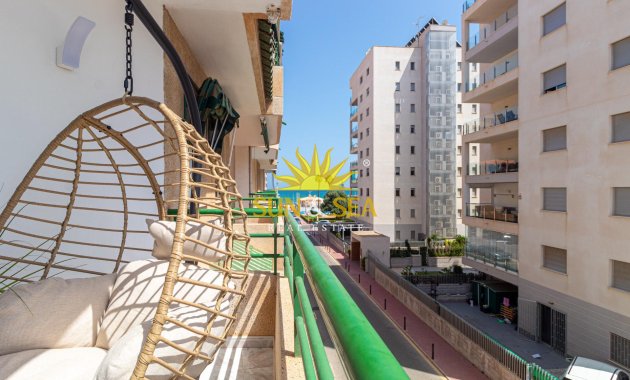 Resale - Apartment - Torrevieja - La Mata pueblo