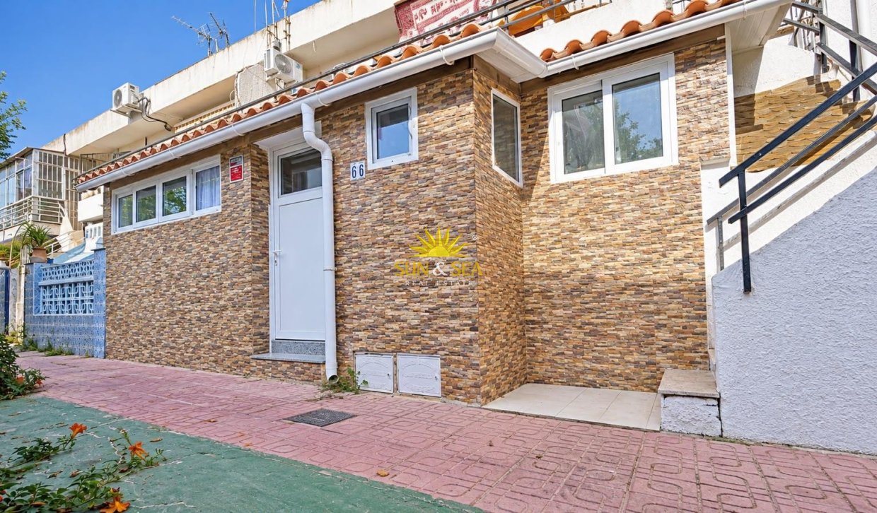 Herverkoop - Townhouse - Torrevieja - Centro