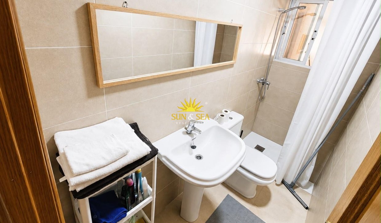 Herverkoop - Townhouse - Torrevieja - Centro