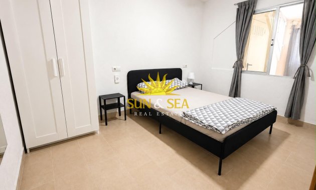 Herverkoop - Townhouse - Torrevieja - Centro