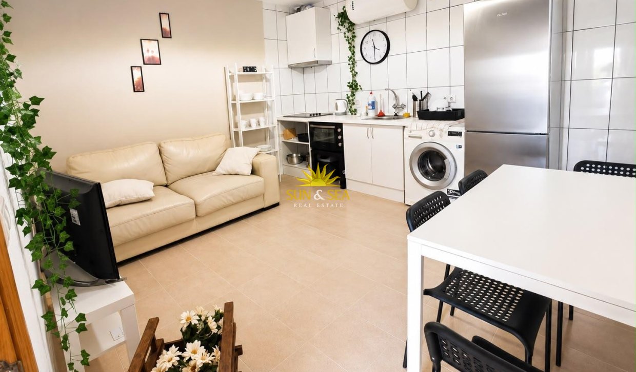 Herverkoop - Townhouse - Torrevieja - Centro