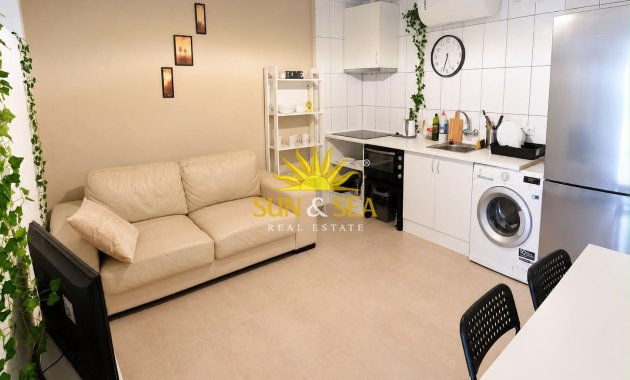 Herverkoop - Townhouse - Torrevieja - Centro