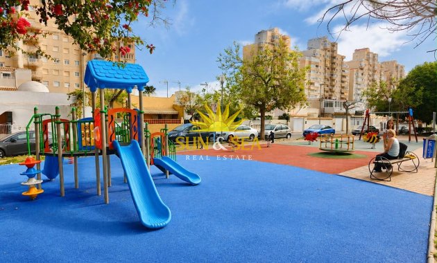 Herverkoop - Townhouse - Torrevieja - Centro
