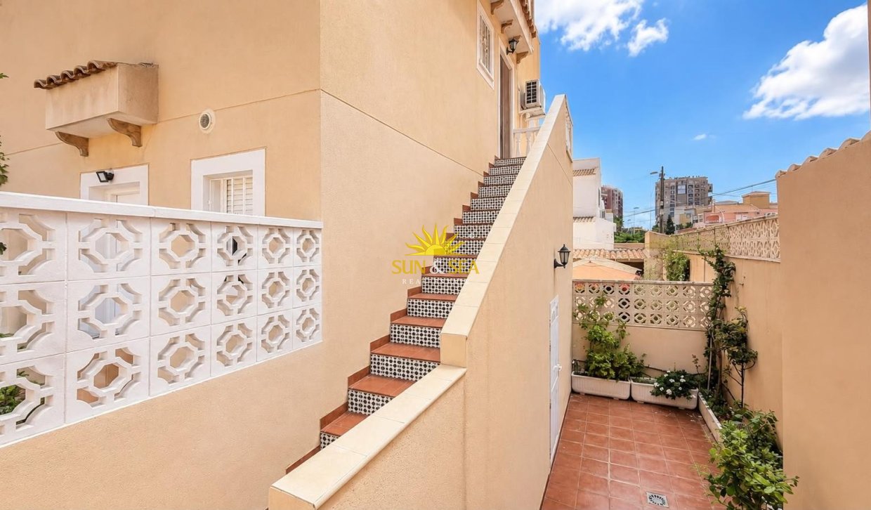 Reventa - Duplex - Torrevieja - Playa de los locos