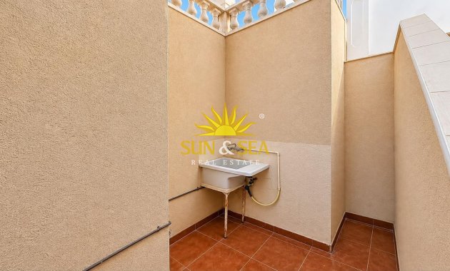 Reventa - Duplex - Torrevieja - Playa de los locos