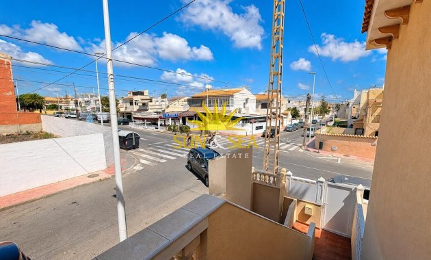 Reventa - Duplex - Torrevieja - Playa de los locos