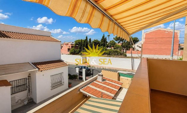 Reventa - Duplex - Torrevieja - Playa de los locos