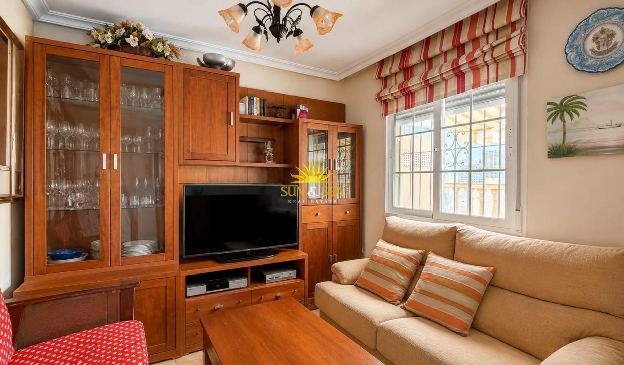 Reventa - Duplex - Torrevieja - Playa de los locos
