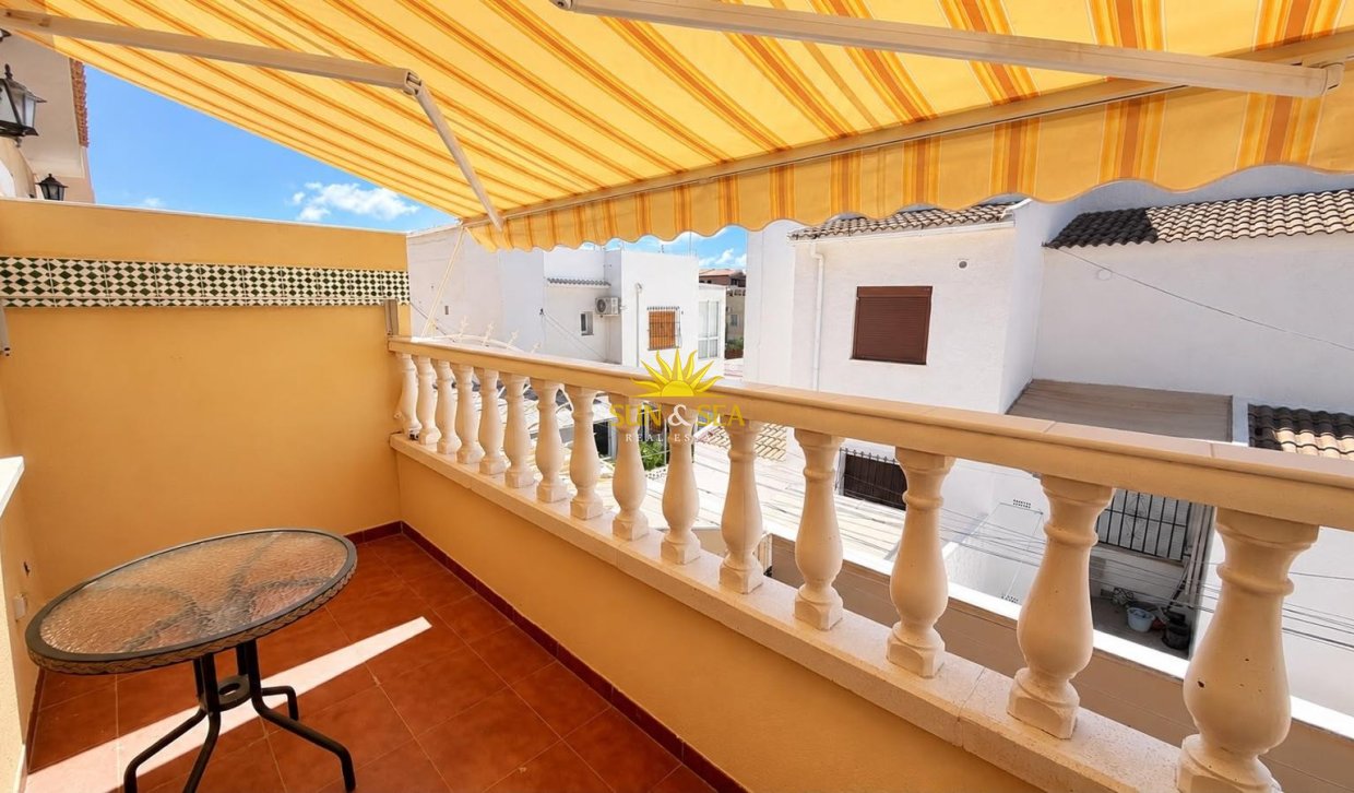 Reventa - Duplex - Torrevieja - Playa de los locos