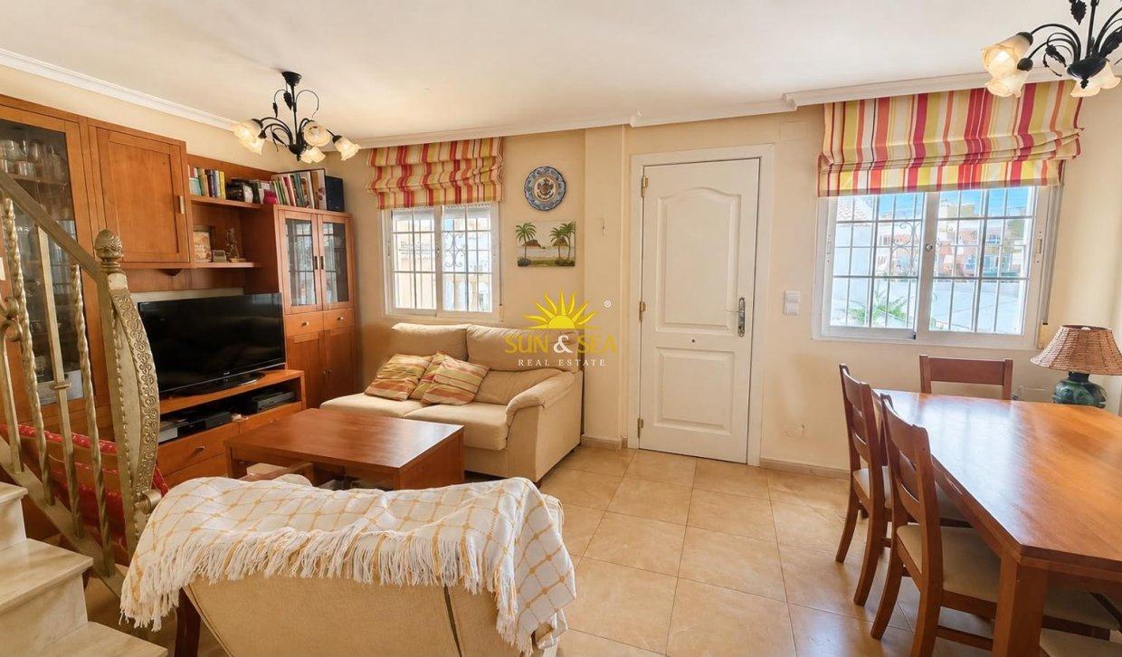 Reventa - Duplex - Torrevieja - Playa de los locos