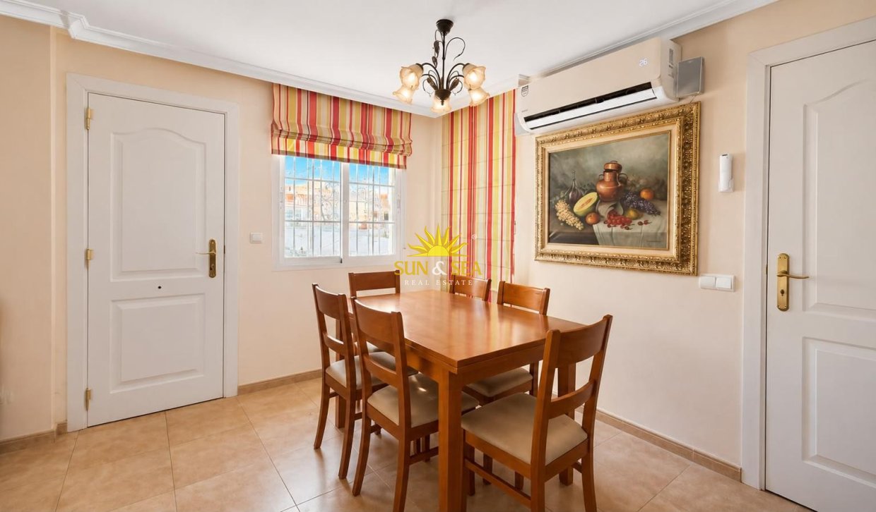Reventa - Duplex - Torrevieja - Playa de los locos