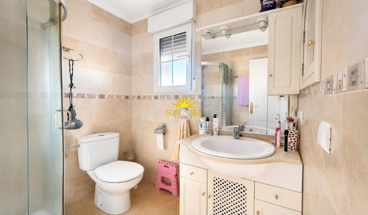 Reventa - Duplex - Torrevieja - Playa de los locos